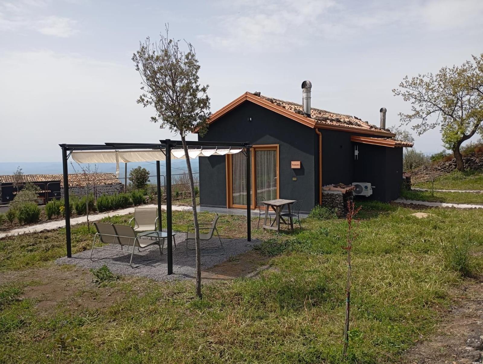 Podere Dell'Etna Segreta - Essential Nature Hotel & Glamping ビアンカヴィッラ エクステリア 写真